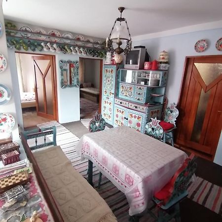 Kalotaszeg Vendeghaz Hotel Izvoru Crisului ภายนอก รูปภาพ
